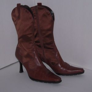 SOLD !      Stuart Weitzman Leather/Satin Boots Size 8M